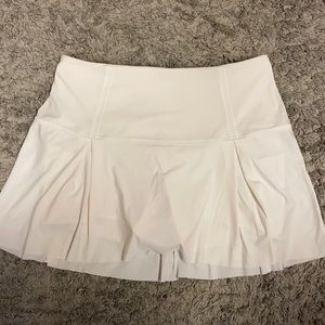 White Lululemon Tennis skirt